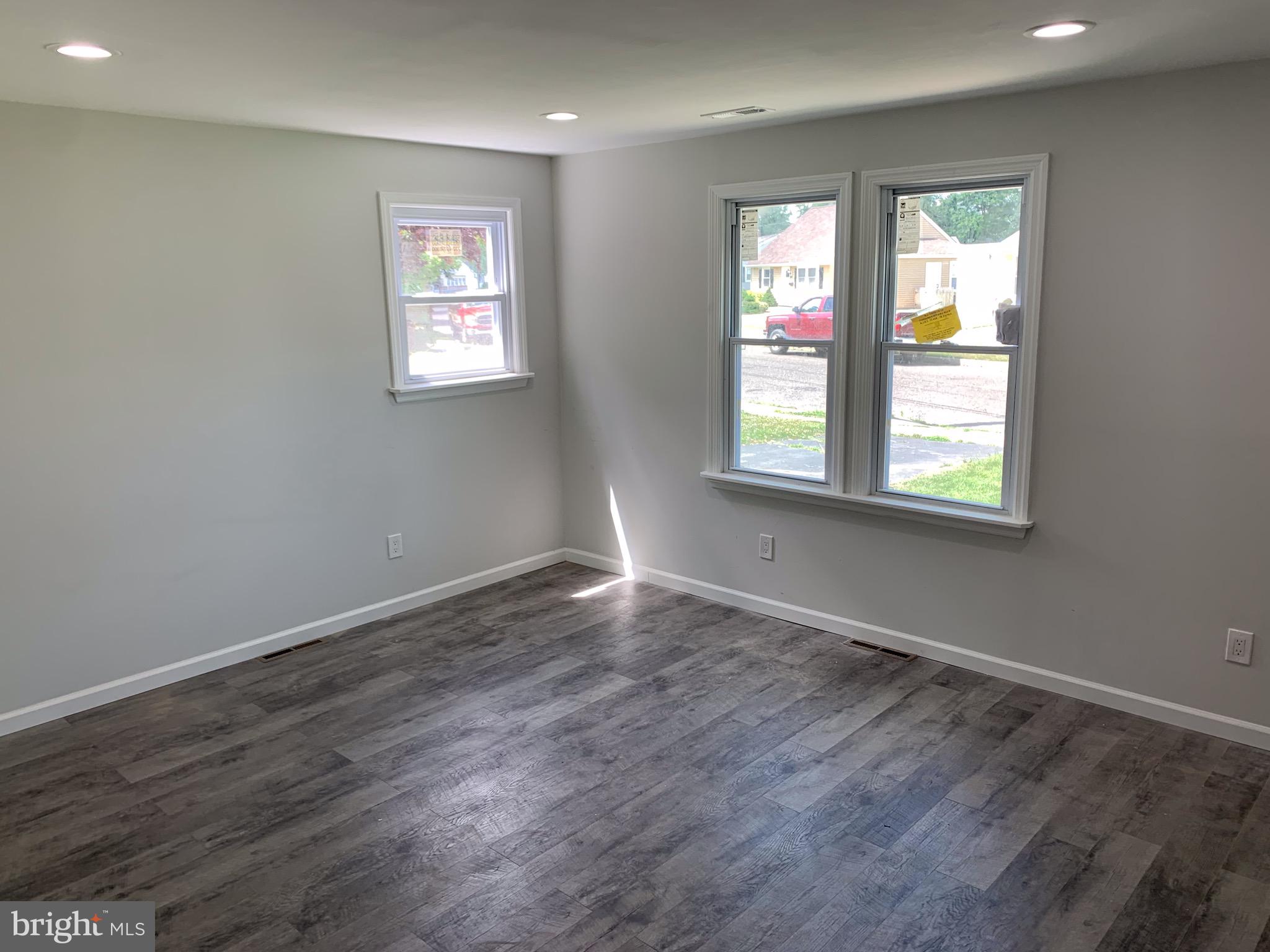 803 Mt Road Burlington, NJ 08016 - Photo 5 of 21 Gallery Image 5