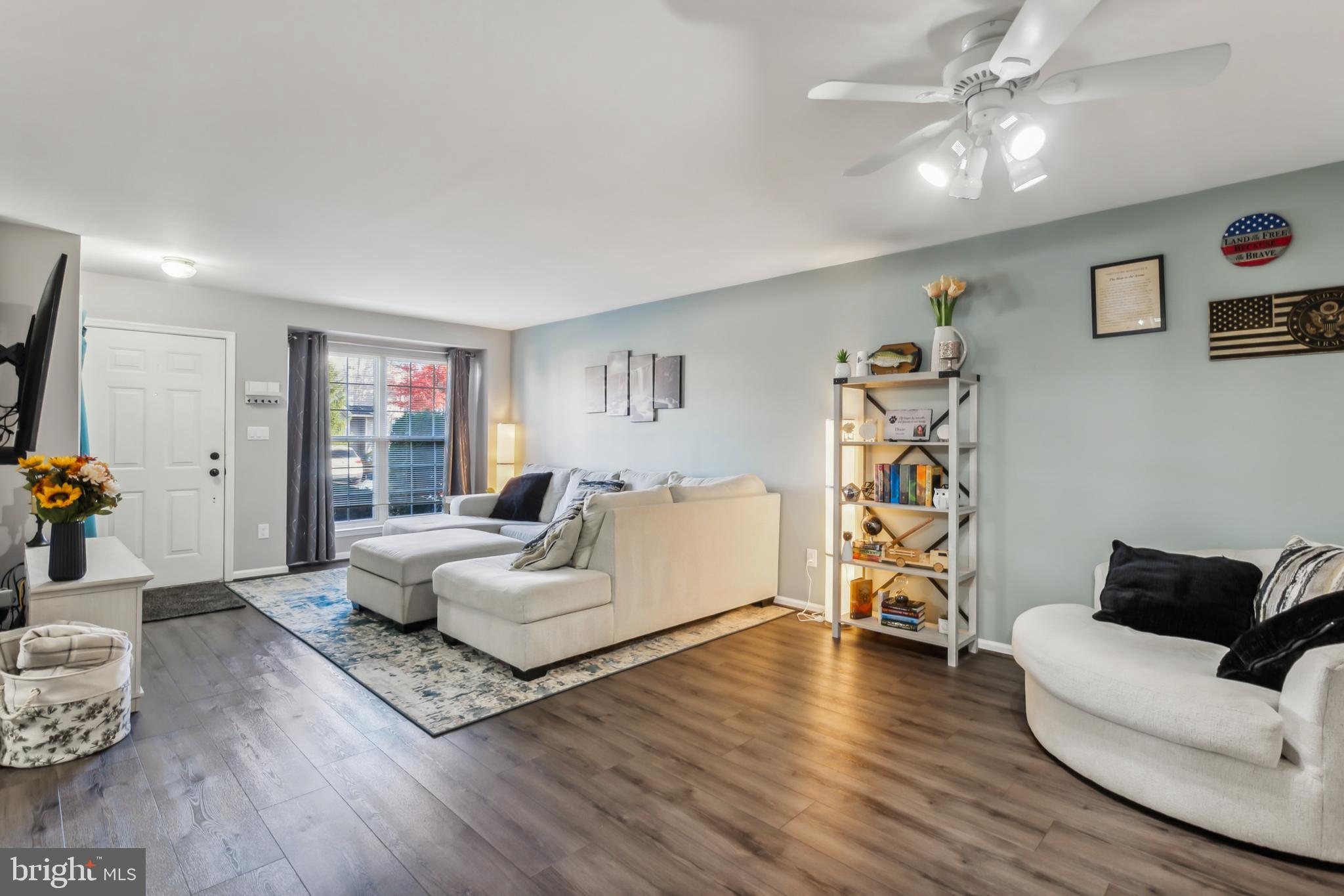 1102 Coventry Way Mount Laurel, NJ 08054 - Photo 8 of 24 a living room with furniture and wooden floor