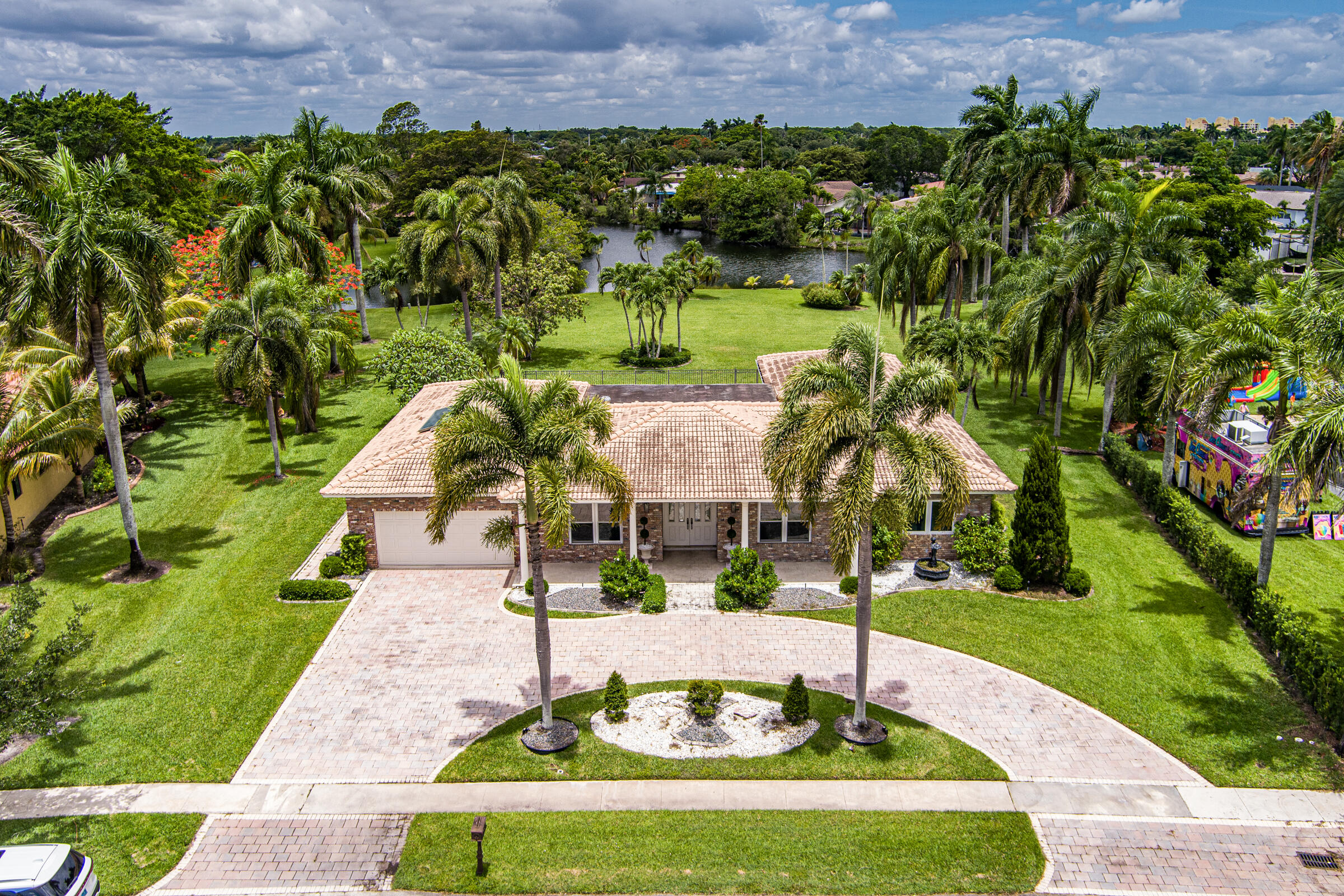 770 Ranch Road Weston, FL 33326 - Photo 2 of 63 770-79