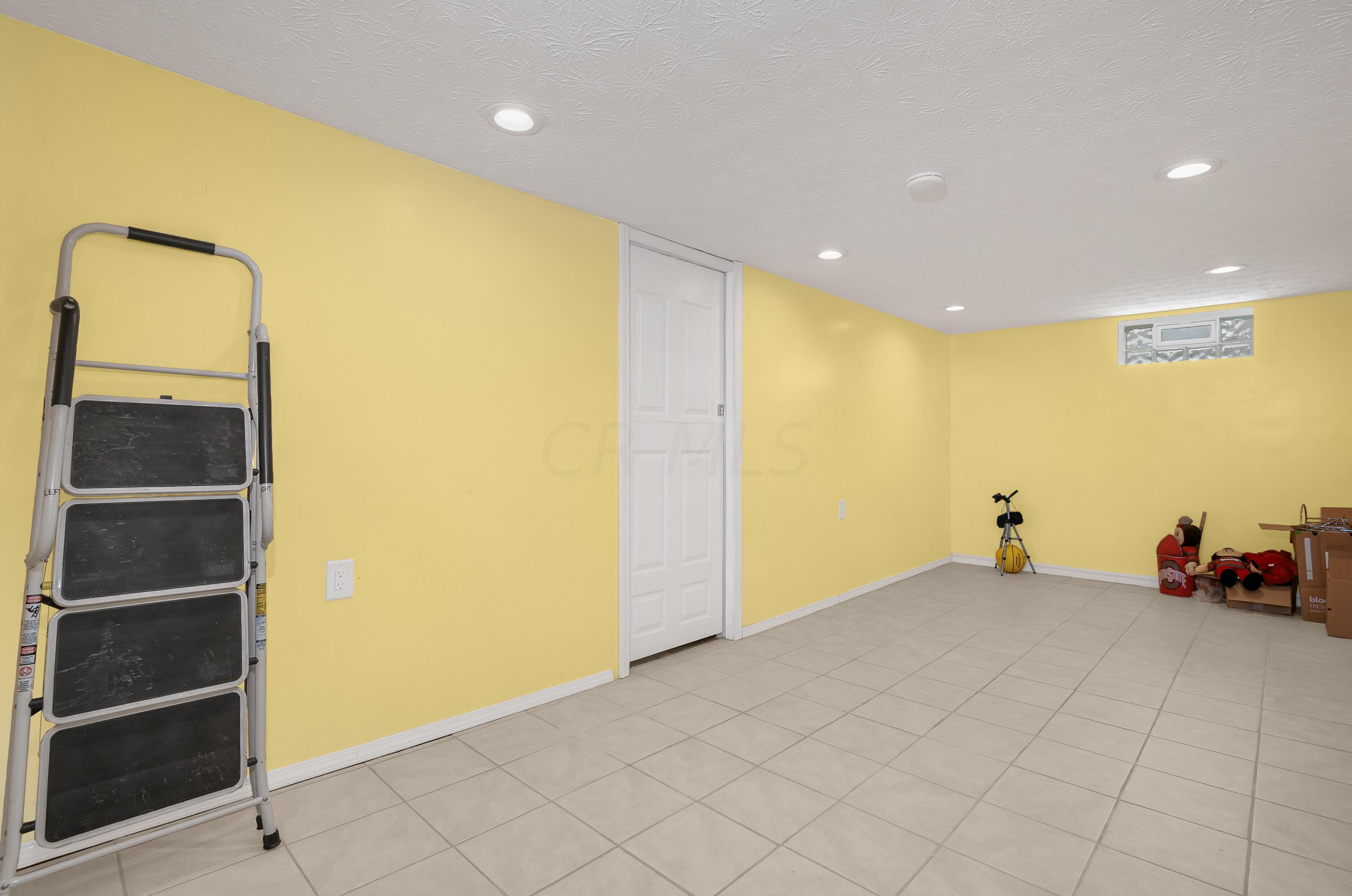 3008 Upton Road West Columbus, OH 43232 - Photo 24 of 28 Basement