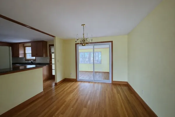 $3,400 | 7 Lee Street, Walpole, MA 02081