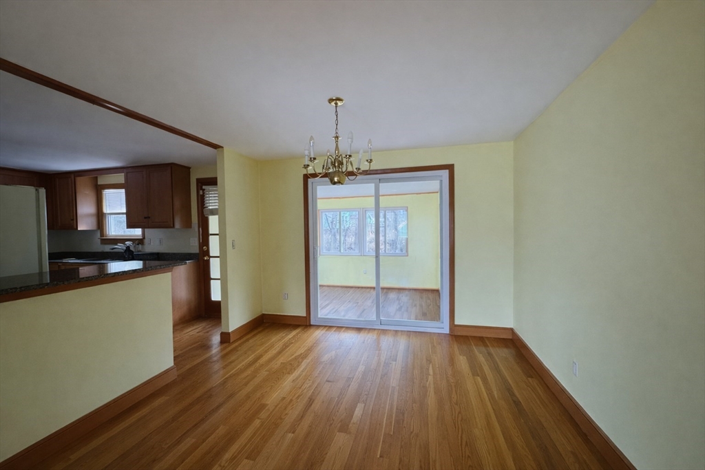 7 Lee Street Walpole, MA 02081 - Photo 8 of 24