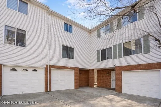 $549,000 | 442 Ilyssa Way | Greenridge