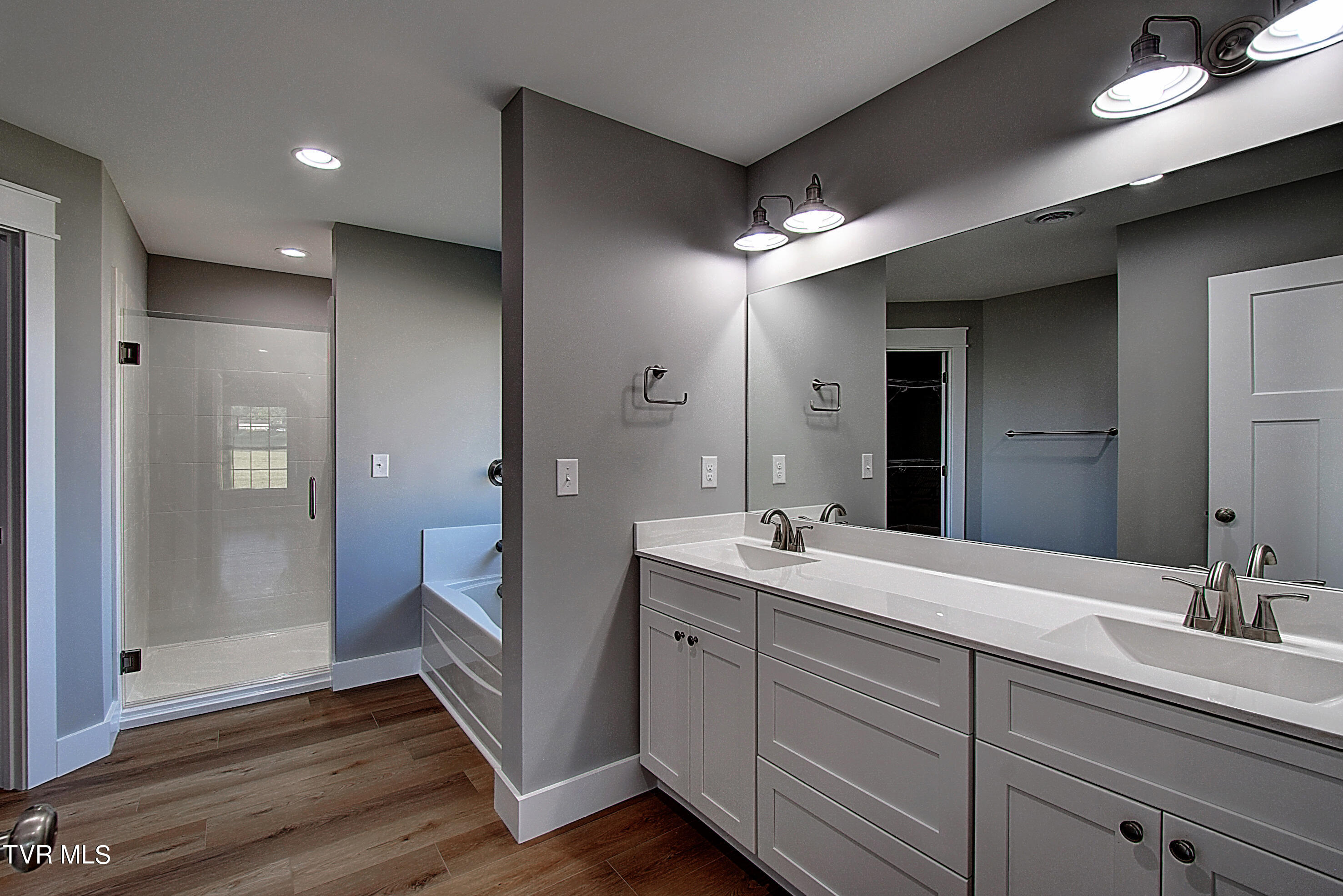 365 Greenwood Road Tusculum, TN 37616 - Photo 33 of 45 DSC_0511And8more