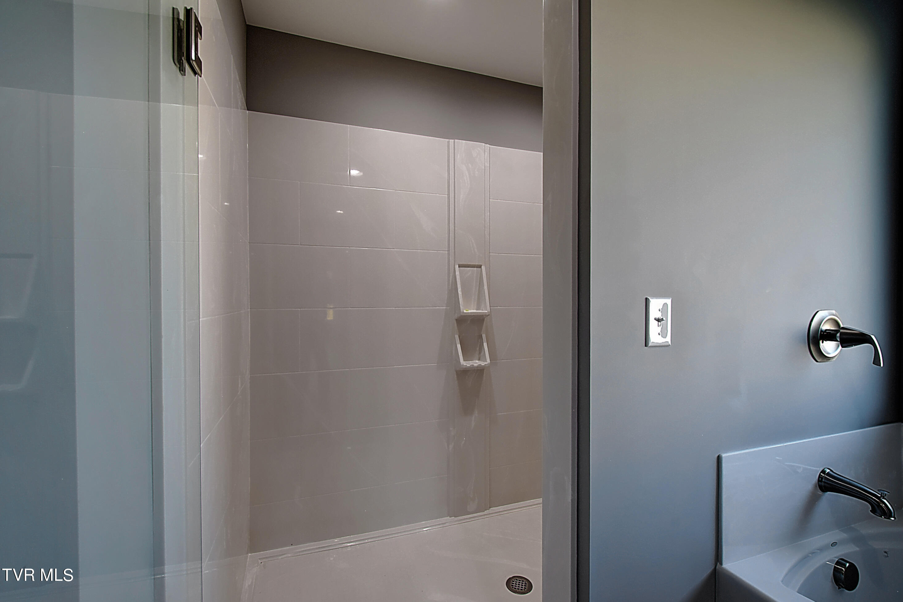 365 Greenwood Road Tusculum, TN 37616 - Photo 34 of 45 DSC_0556_57_58_59_60_61