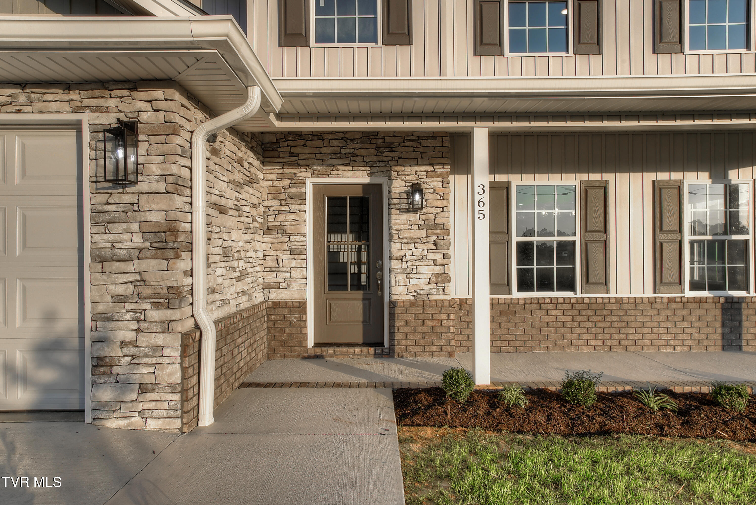 365 Greenwood Road Tusculum, TN 37616 - Photo 9 of 45 DSC_0091_2_3_4_5_6