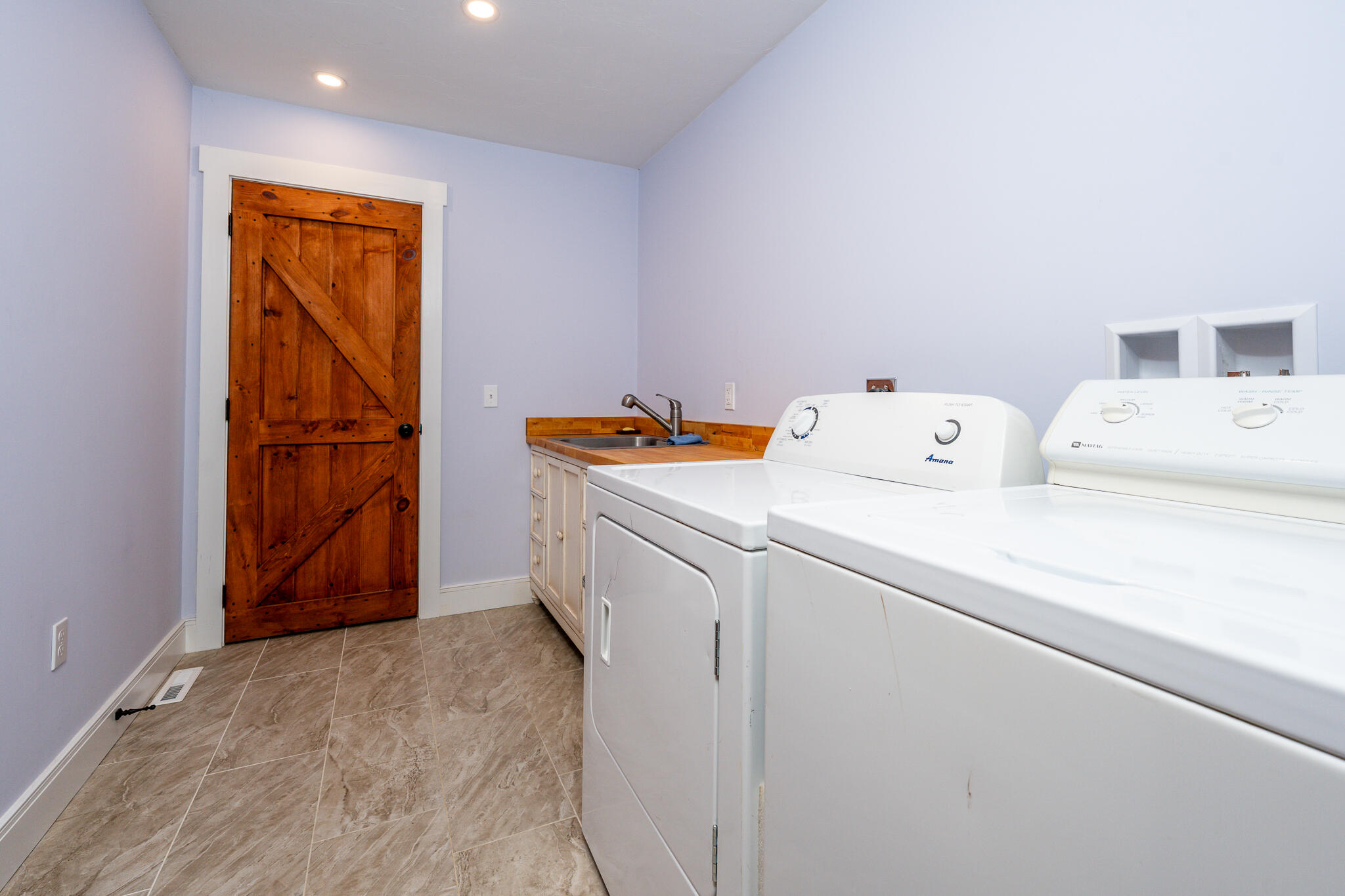 265 Cotuit Road Mashpee, MA 02649 - Photo 20 of 26 laundry