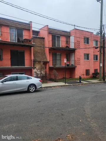 a car parked in front of a building