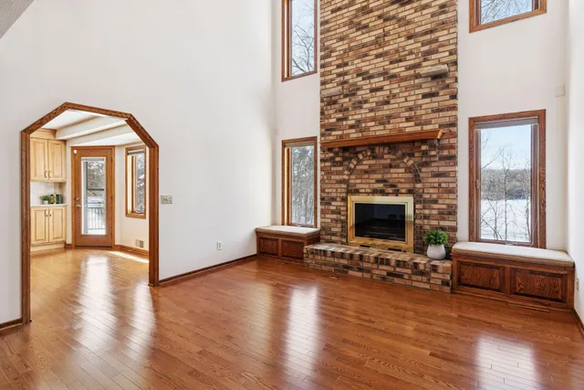 $540,000 | 12520 Pinehurst Drive, Burnsville, MN 55337