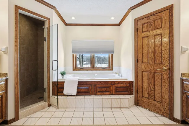 $540,000 | 12520 Pinehurst Drive, Burnsville, MN 55337