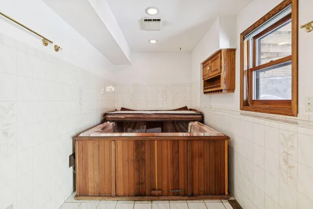 $540,000 | 12520 Pinehurst Drive, Burnsville, MN 55337