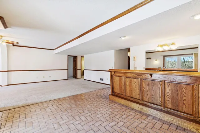 $540,000 | 12520 Pinehurst Drive, Burnsville, MN 55337