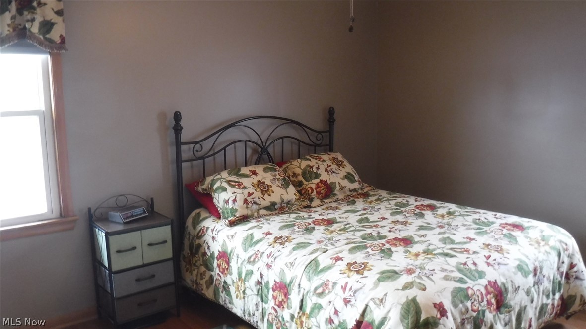 6614 Ridgewood Avenue Parma, OH 44129 - Photo 4 of 24