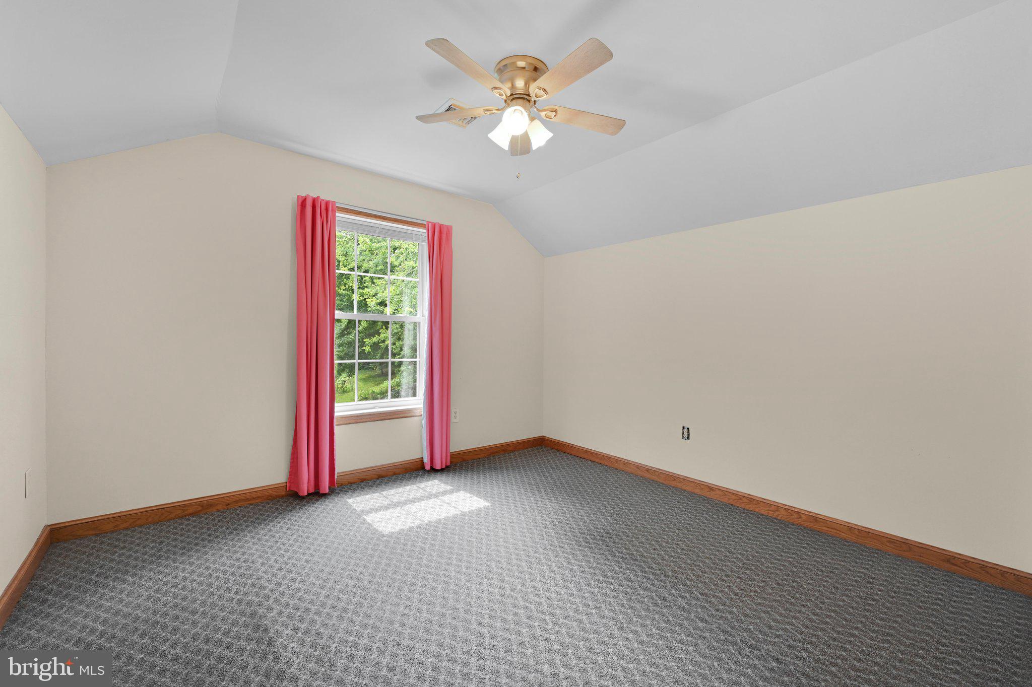 367 Ridge Avenue Ephrata, PA 17522 - Photo 26 of 46 Bedroom