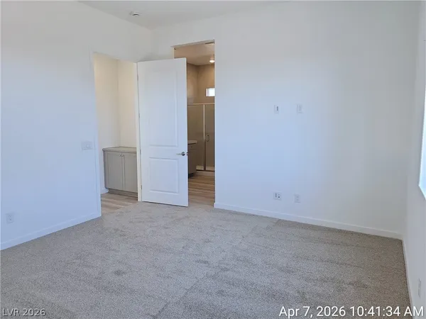 $2,587 | 96 Ibiza Lk Drive, Henderson, NV 89011
