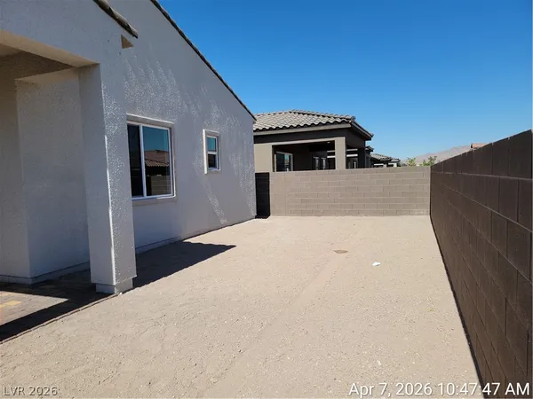 $2,587 | 96 Ibiza Lk Drive, Henderson, NV 89011