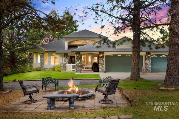 $1,399,000 | 131 Par Drive, Cascade, ID 83611