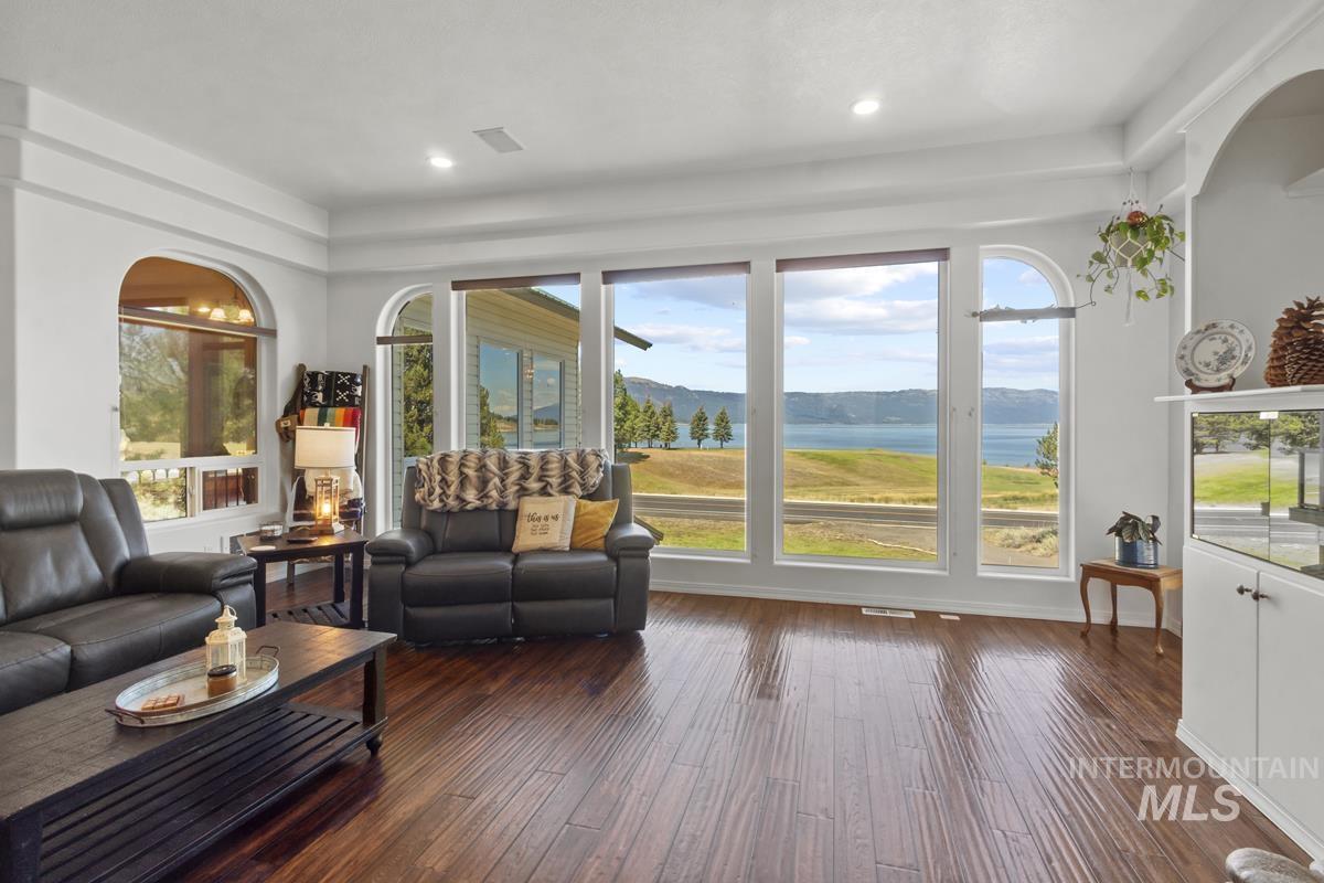 131 Par Drive Cascade, ID 83611 - Photo 11 of 47