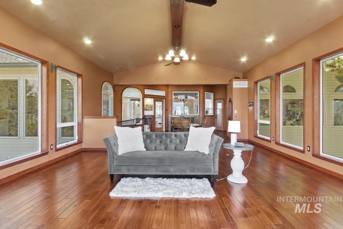 131 Par Drive Cascade, ID 83611 - Photo 19 of 47