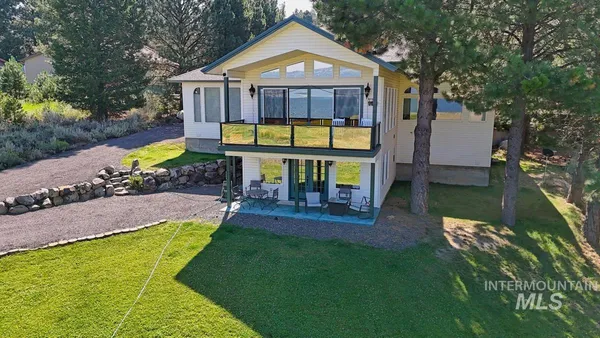 $1,399,000 | 131 Par Drive, Cascade, ID 83611