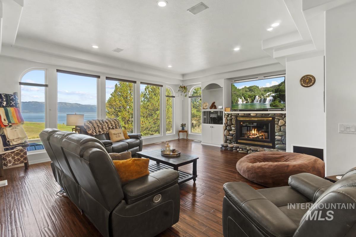 131 Par Drive Cascade, ID 83611 - Photo 9 of 47