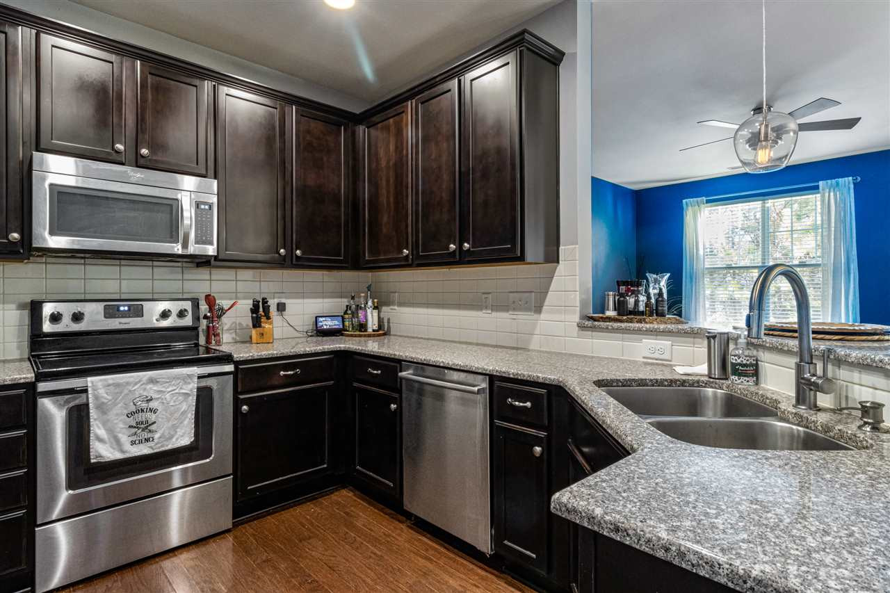 10134 Marleybone Drive Raleigh, NC 27617 - Photo 9 of 23 Granite Kitchen Countertops