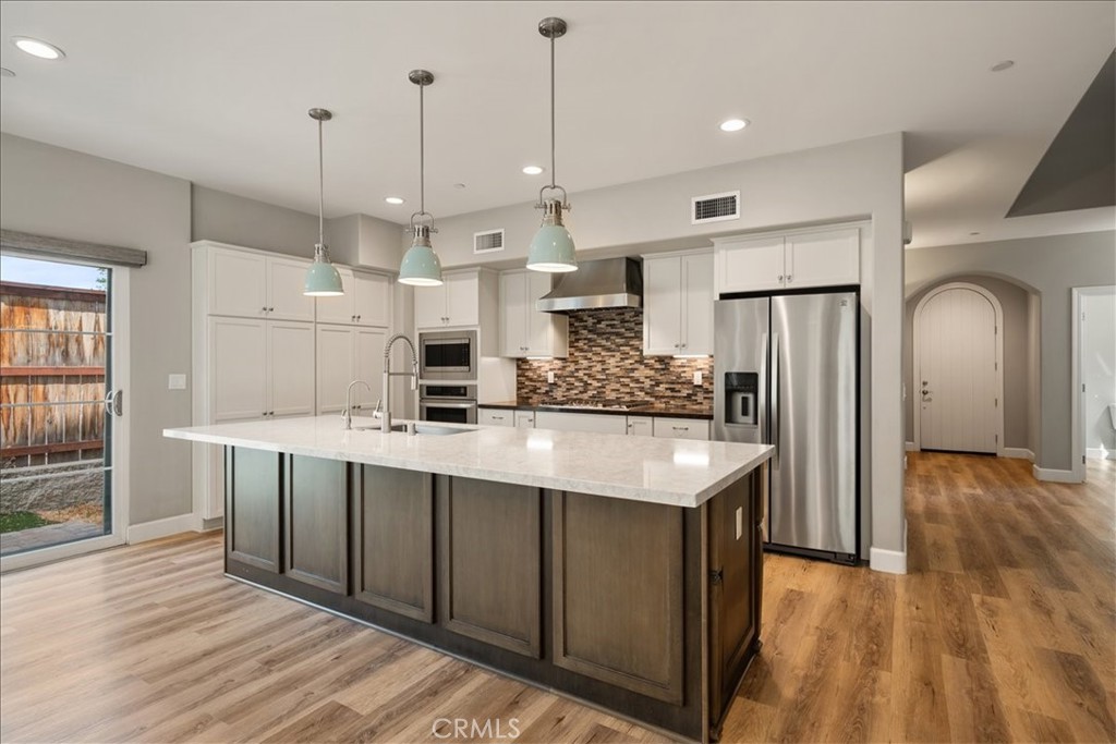 9320 Via Castillo Atascadero, CA 93422 - Photo 3 of 76