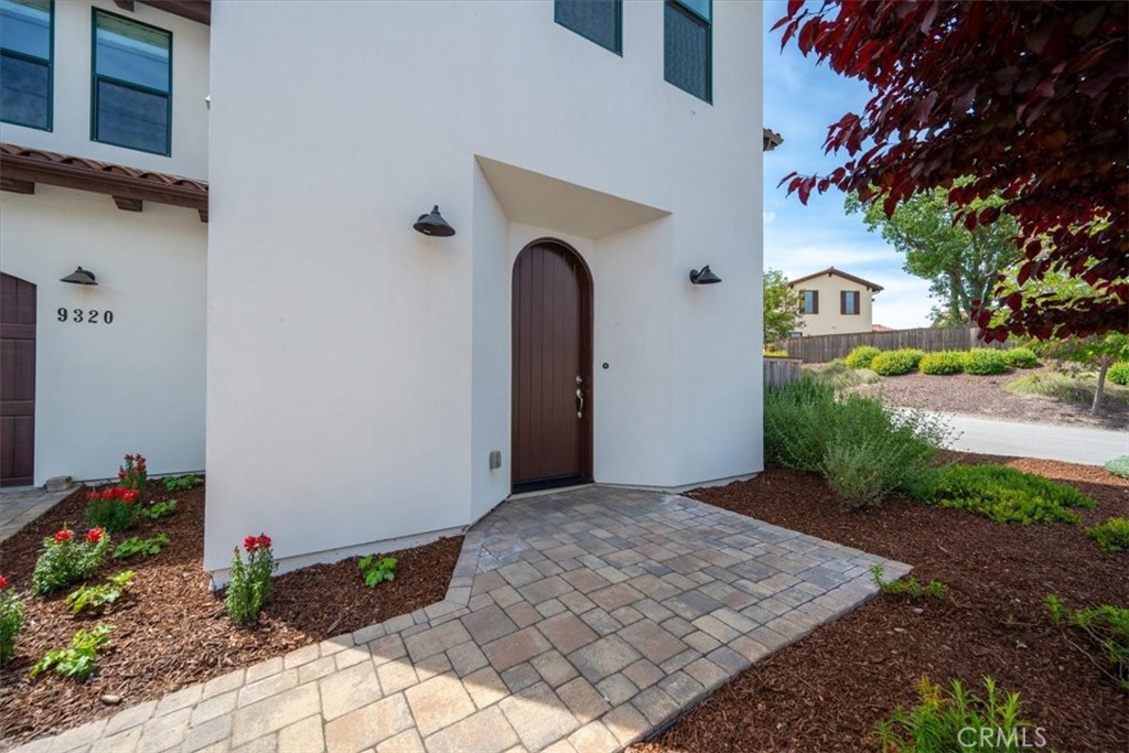 9320 Via Castillo Atascadero, CA 93422 - Photo 7 of 76