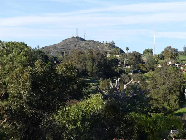 $575,000 | 725 Yucca Road, Fallbrook, CA 92028