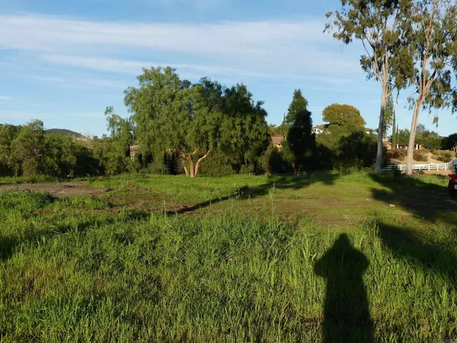 $575,000 | 725 Yucca Road, Fallbrook, CA 92028