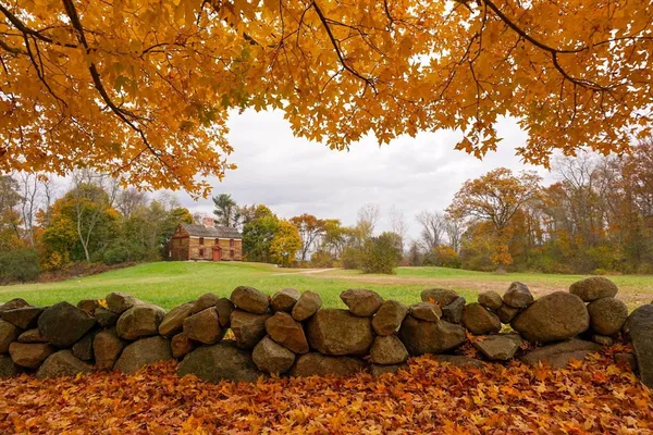 $610,000 | 36 Indian Camp Lane, Unit D, Lincoln, MA 01773
