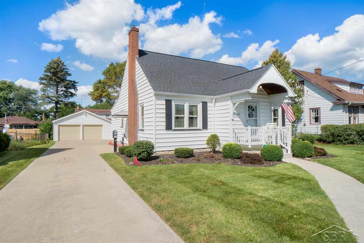 822 Shattuck Road Saginaw, MI 48604 - Photo 3 of 28 50053702-2.JPG