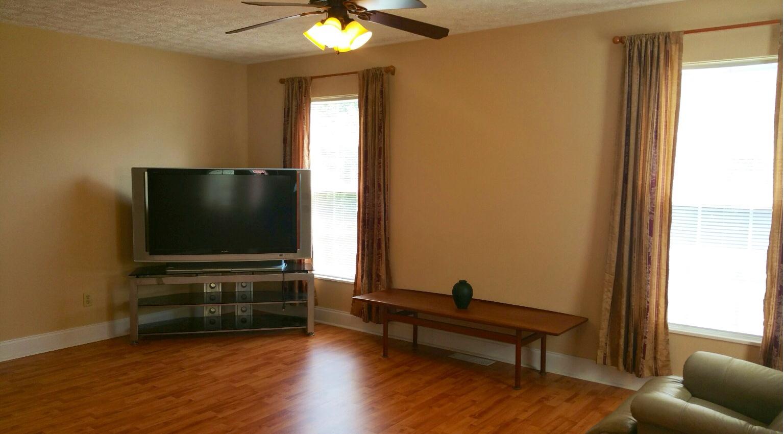 2120 Curving Road Knoxville, TN 37912 - Photo 7 of 8 image