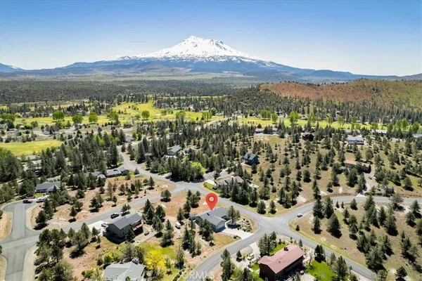 $425,000 | 16840 Antler Way, Weed, CA 96094