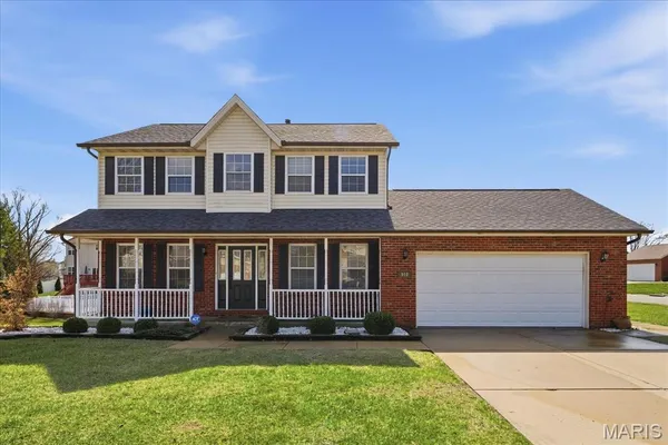 $319,900 | 918 Columbia Avenue, Fairview Heights, IL 62208
