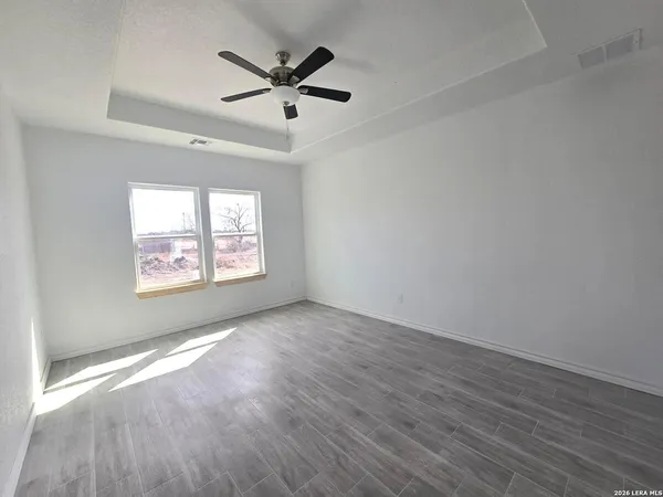 $366,900 | 181 Ranchero Way, Natalia, TX 78059