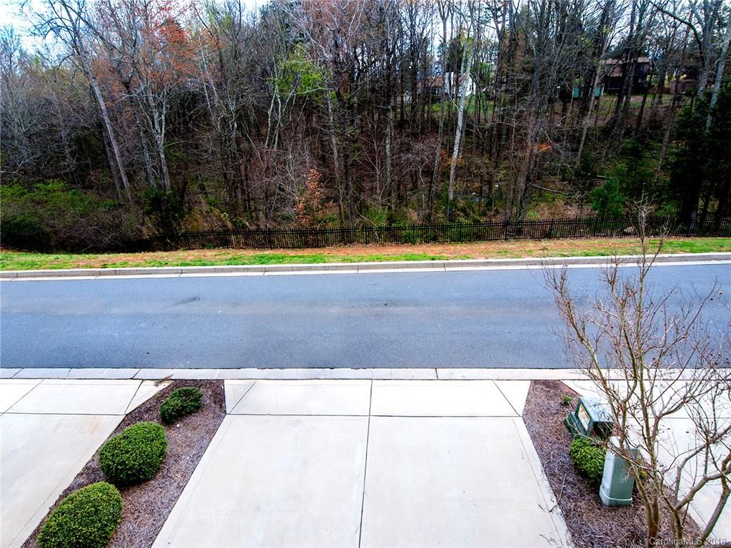 566 6th Baxter Crossing Fort Mill, SC 29708 - Photo 12 of 25 a view of a backyard