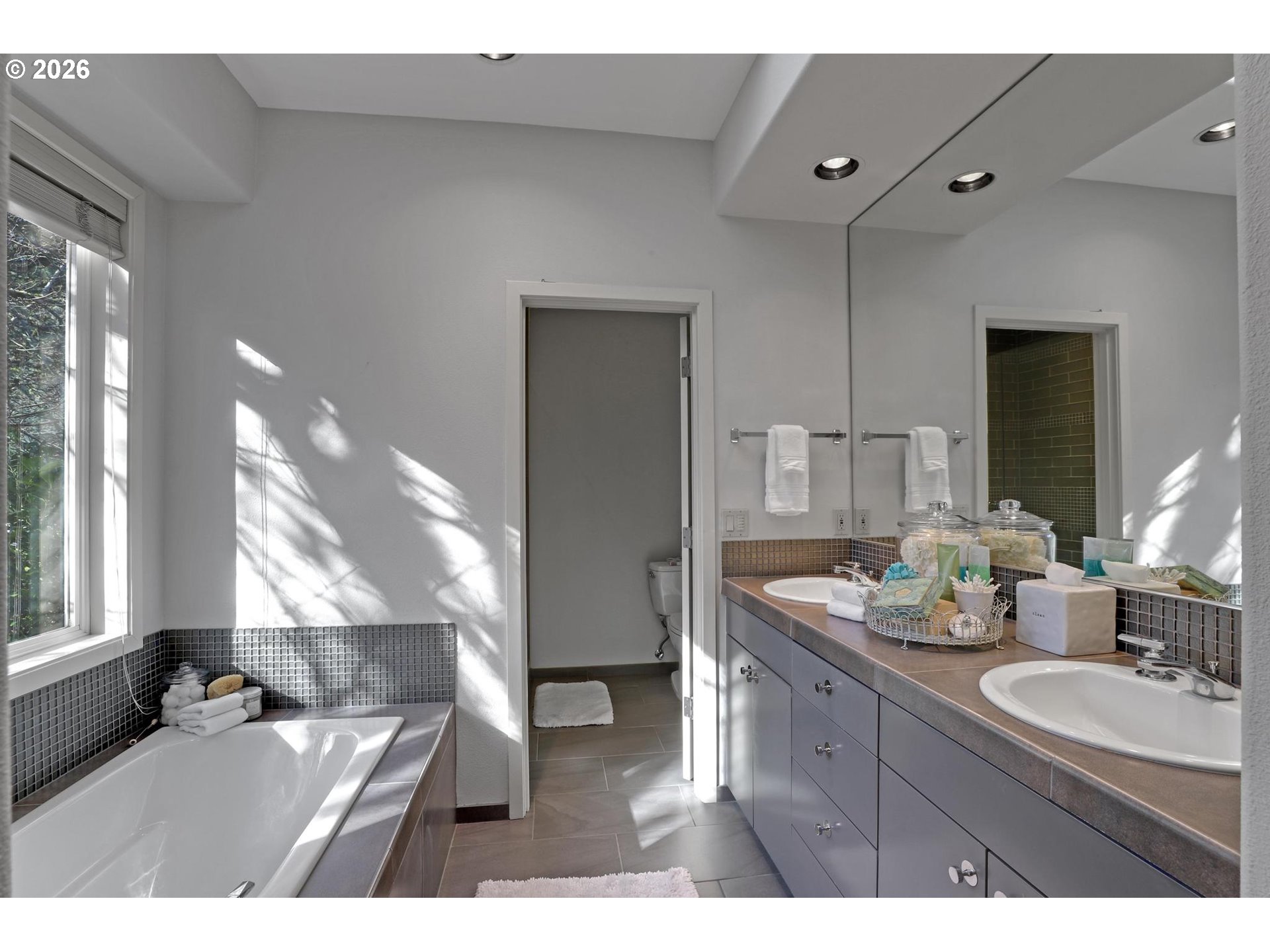 700 Southwest 67th Place Portland, OR 97225 - Photo 28 of 44 Gallery Image 28