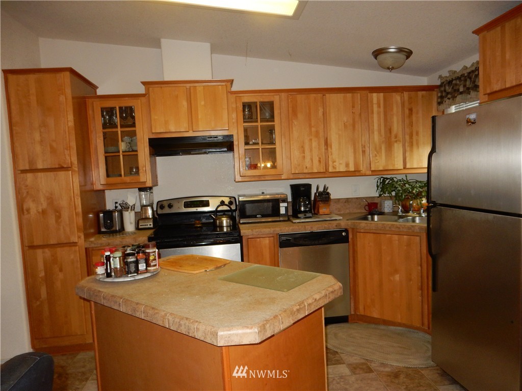 586 Leonard Road Onalaska, WA 98570 - Photo 4 of 13 Gallery Image 4
