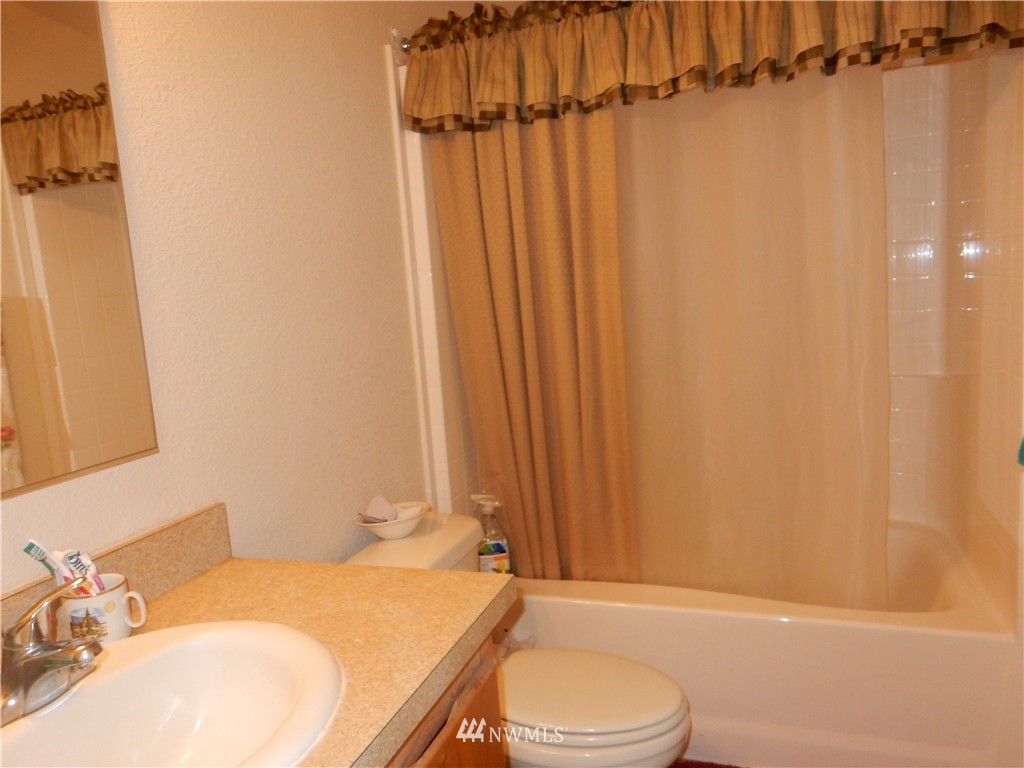 586 Leonard Road Onalaska, WA 98570 - Photo 7 of 13 Gallery Image 7