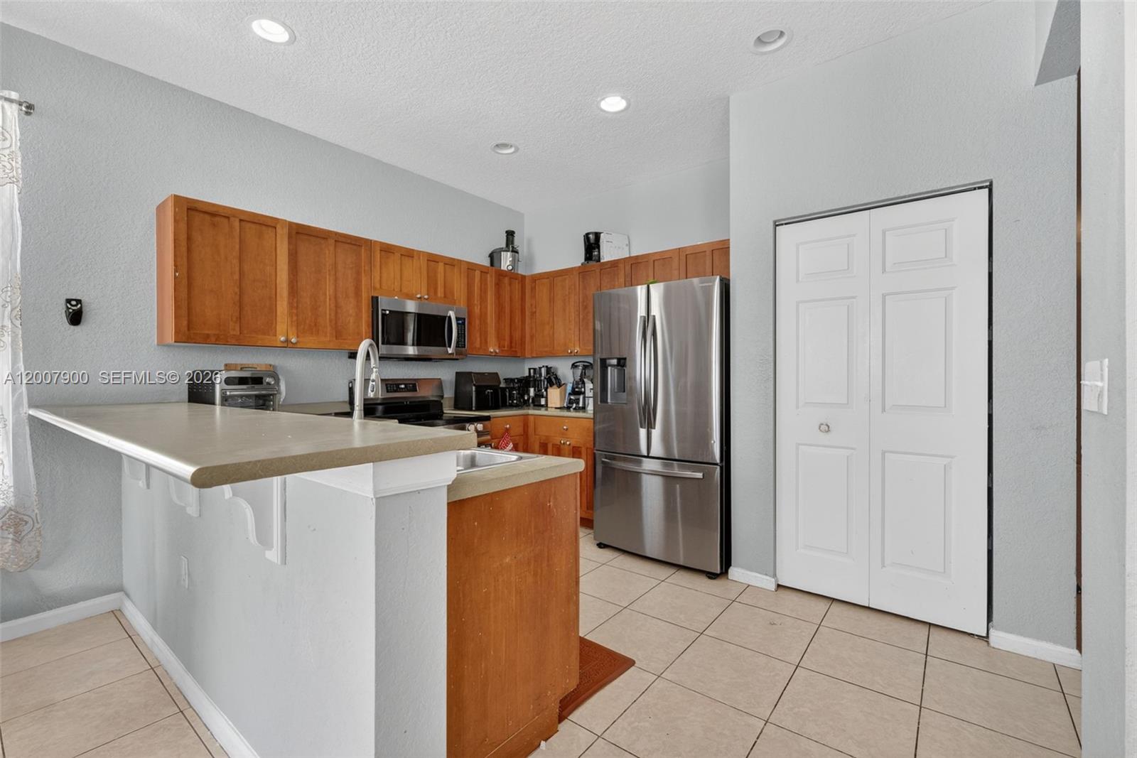 16438 Southwest 28th Street Miramar, FL 33027 - Photo 11 of 24