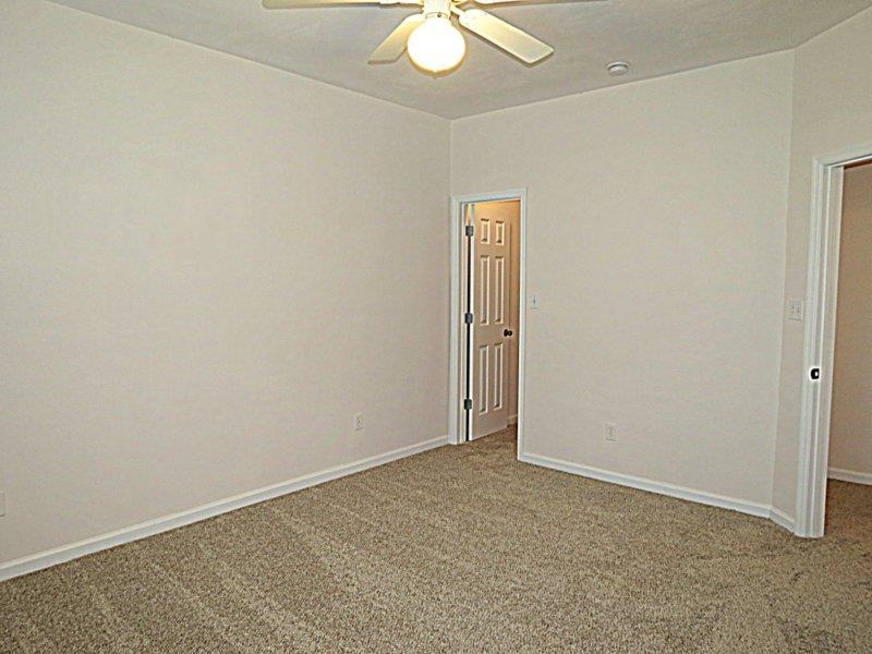 2014 Midyette Road, Unit 506 Tallahassee, FL 32301 - Photo 6 of 15 Gallery Image 6