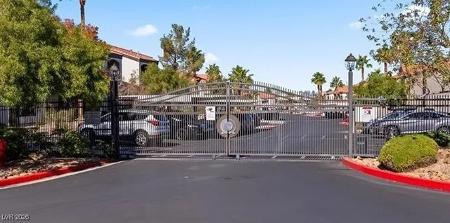 $1,450 | 950 Seven Hills Drive, Unit 3011, Henderson, NV 89052