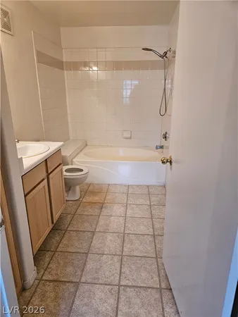 $1,395 | 950 Seven Hills Drive, Unit 3011, Henderson, NV 89052