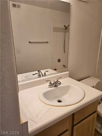 $1,395 | 950 Seven Hills Drive, Unit 3011, Henderson, NV 89052