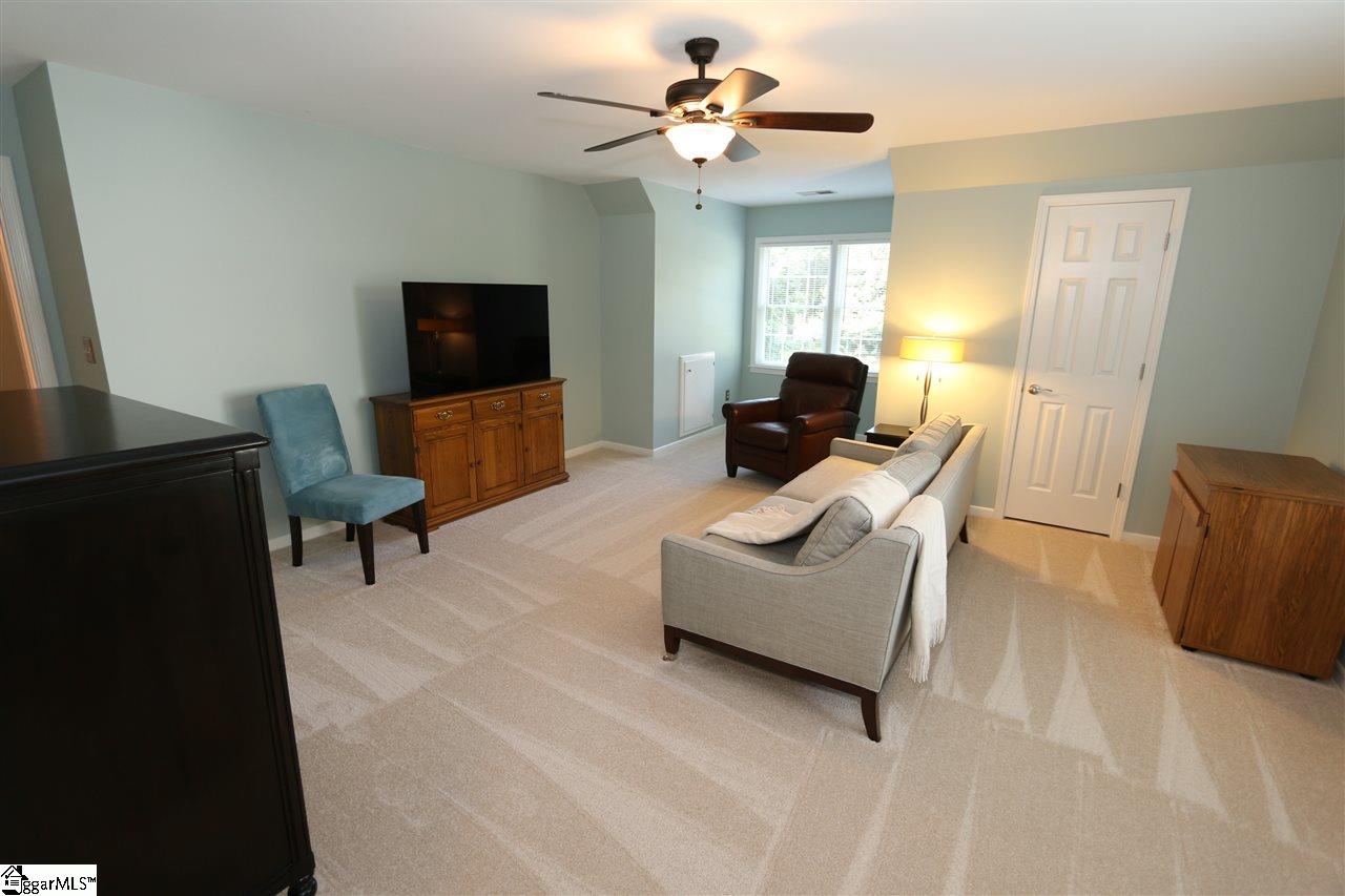 323 English Oak Road Simpsonville, SC 29681 - Photo 18 of 23 Gallery Image 18