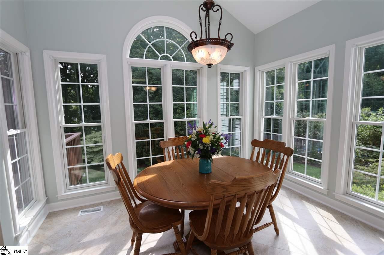 323 English Oak Road Simpsonville, SC 29681 - Photo 9 of 23 Gallery Image 9