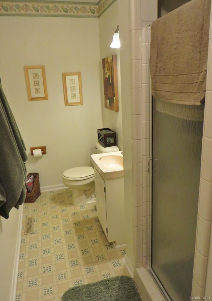 2599 Clark Road Lapeer, MI 48446 - Photo 26 of 36 IMG_3436.jpg