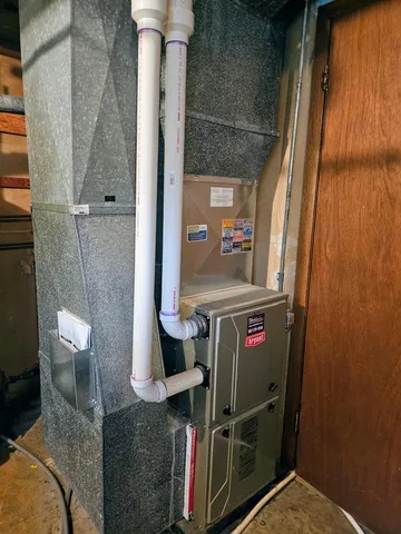 $215,000 | 402 East 2nd Street North, Truman, MN 56088