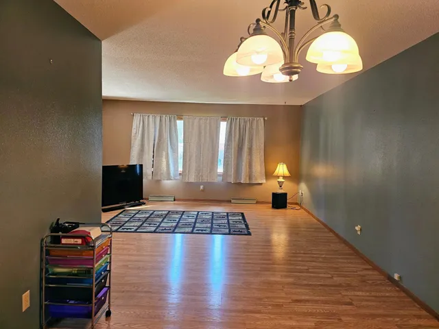 $215,000 | 402 East 2nd Street North, Truman, MN 56088